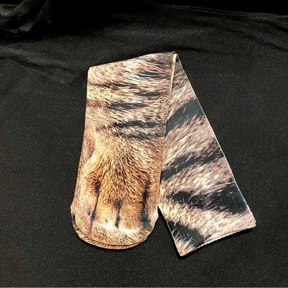 3D Cat Paws Top & Bottom Print Tube Socks | Pad around on kitty feet for fun - Picture 4 of 8